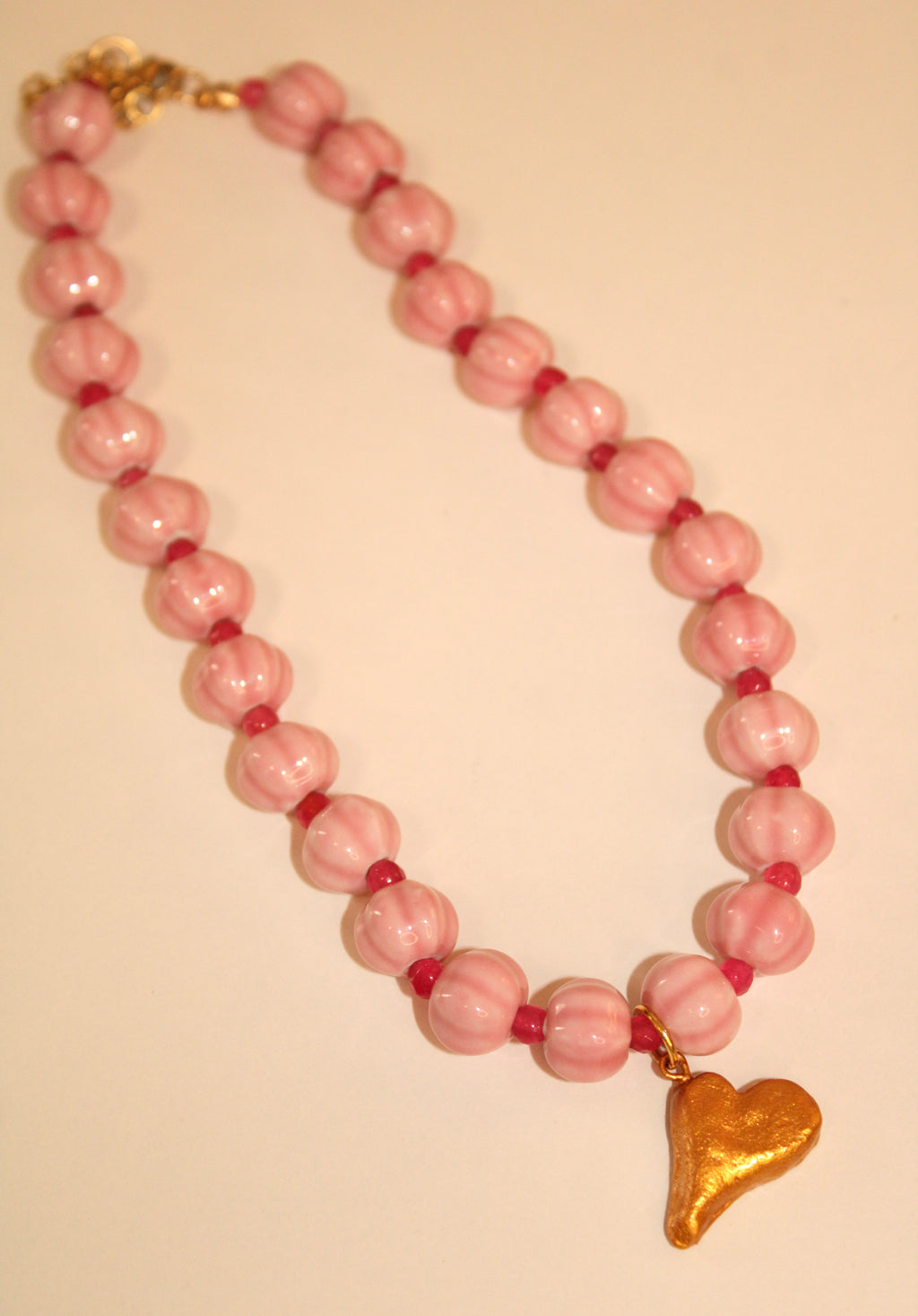 Collar Nesi